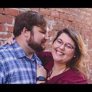 Meet your Posher, Dena